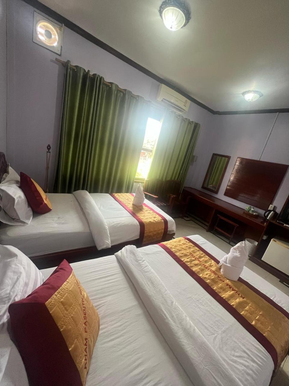 Khampaseuth Hotel Vang Vieng Bagian luar foto
