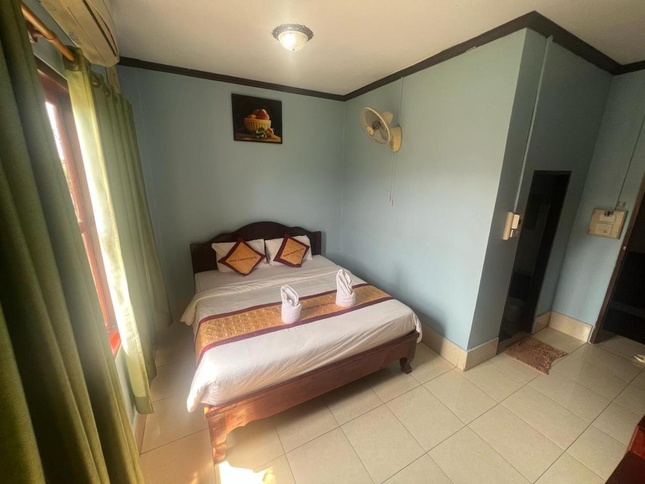 Khampaseuth Hotel Vang Vieng Bagian luar foto